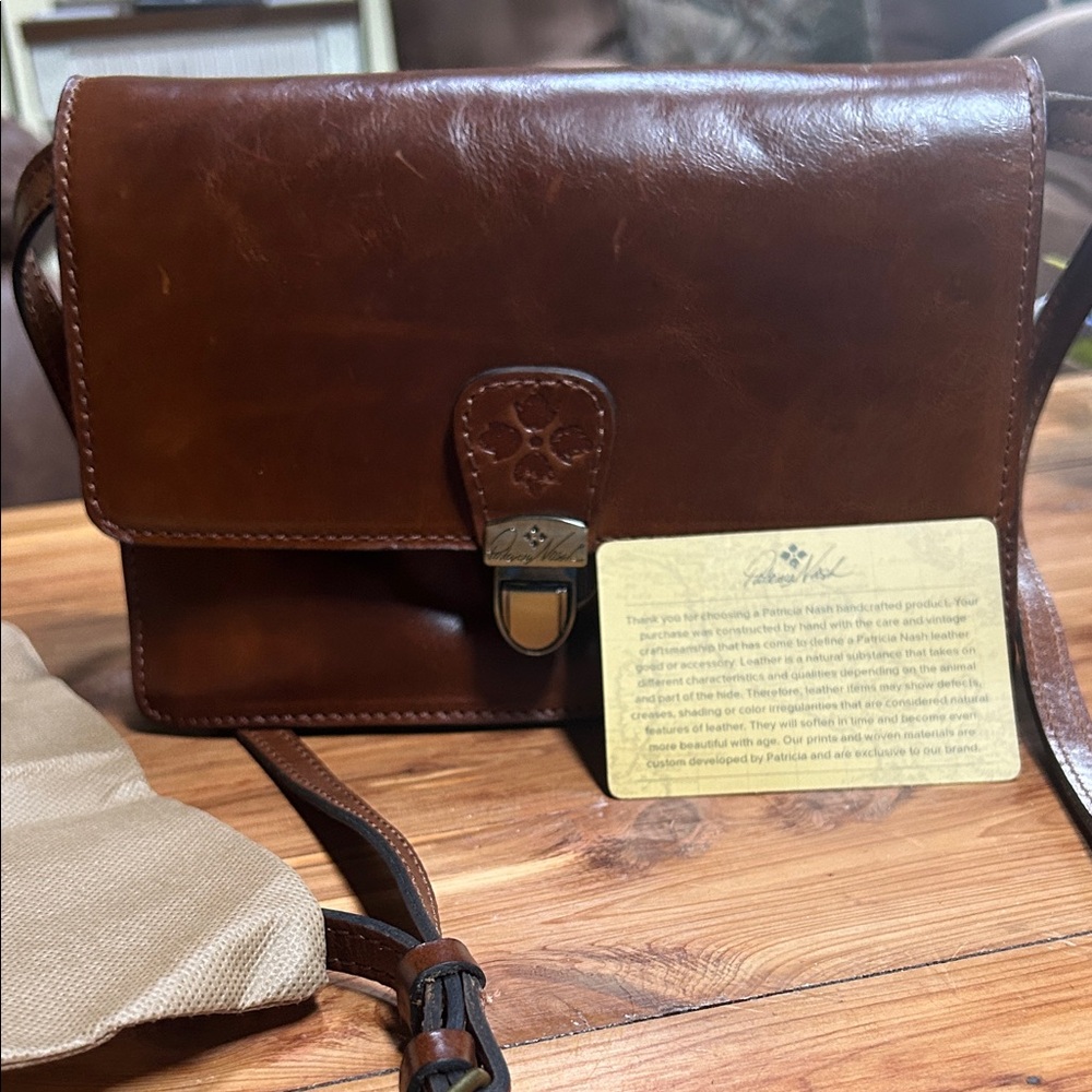 Elegant Brown Leather Bag